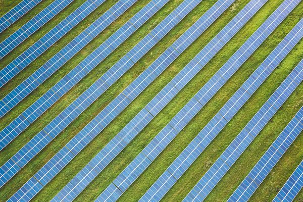 How Community Solar Farms are Changing the Renewable Energy Conversation